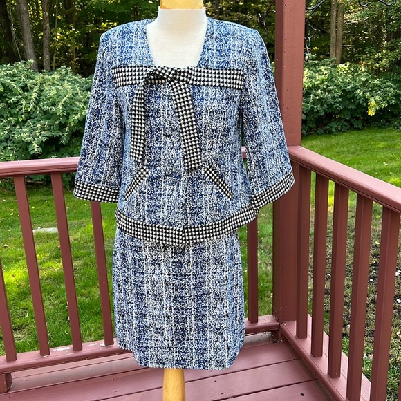 Cabi small reina club blue multi blazer and skirt set. - Picture 1 of 16